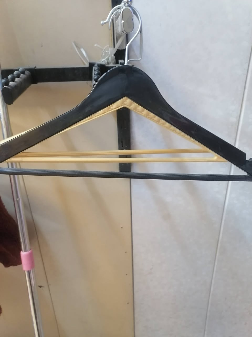 سلام عليكم تعاليك كمية.. تصفية محل
العظم عاج أبيع القطعة على 500 دينار


**إذا كنت صاحب هذا الإعلان وتريد حذفه لأي سبب، رجاءا أرسل رسالة إلى الدعم الفني**