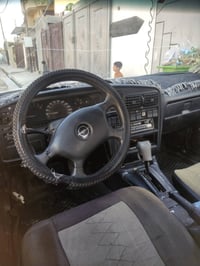 اوبل اوميكا موديل 91 بيها دفتر بانزين محرك 20 سنويه لل28 كير ومحرك شرط...