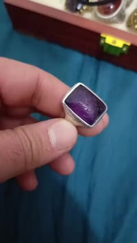 احجار كريمة