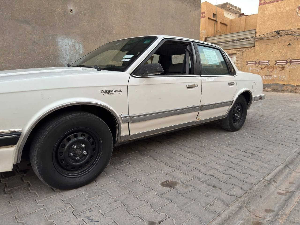 للبيع ابو مراوس ب سلبرتي ***********
