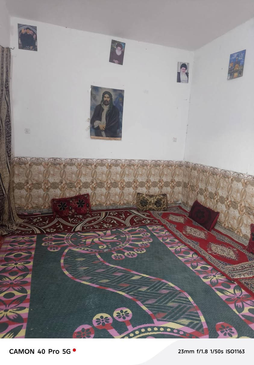 بيوت هيكل مساحة ٢٦٠ عمه بيت مساحة ٤٠٠ متر خدمات ماء كهرباء شارع مجاري ناحية فضليه حي بيطره وره مجمع السراميك سعر كلي ٧٠ وبي مجال وتصال عله رقم *********** وتصال عله واتساب
