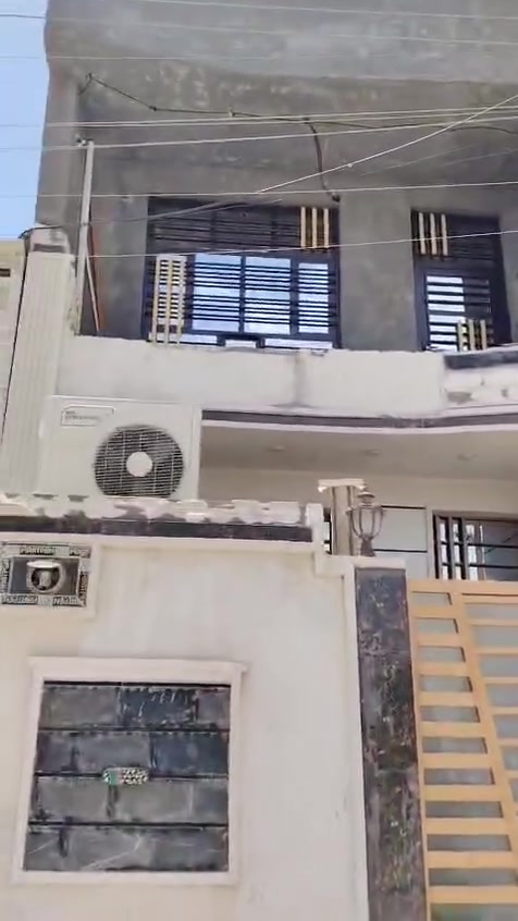 بسم لله يوجد مشتمل طابقين للبيع بناء حديث بي ٣ اغرف نوم جاهز من كلشي الموقع بل ٦٠٠٠ قرب تقاطع الي يم الكامرات الاستفسار ***********
*********** ابو مصطفى
