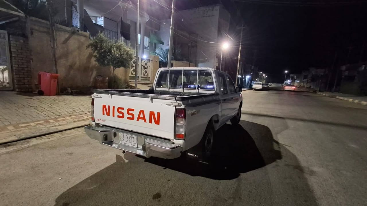 السلام عليكم
نيسان شبوط ٢٠٠٩ 
رقم ذي قار باسمي
سياره مكفوله من الضربه والصبغ
فقط بارد 
سياره كامله تبريد حداديه جاهزه
مكان السيارة واسط الكوت
السعر ١١٠ وبيها مجال قليل
***********
