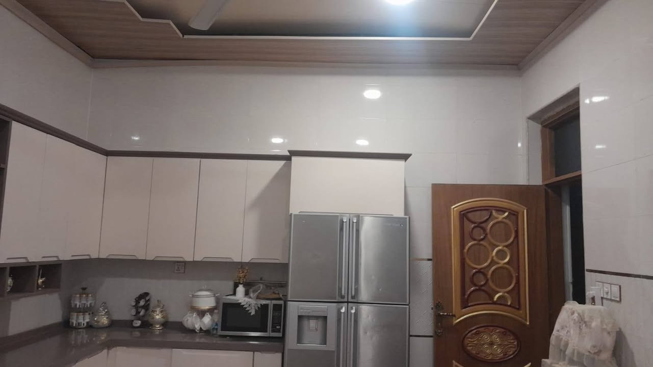 بيت للبيع  ميلاد فاو كفه التجاري 200متر بناء درجة اولى مطلوب38 التسديد السنوي2250 السعر البيع المطلوب 150 وبي مجال من غير طلب البلديه التسديد موظف 20سنه واذ ويا الطلب 185


**إذا كنت صاحب هذا الإعلان وتريد حذفه لأي سبب، رجاءا أرسل رسالة إلى الدعم الفني**