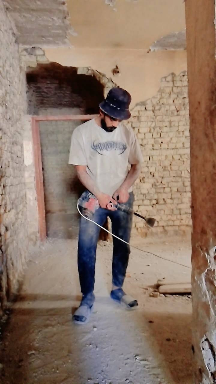 عند تنكير تفليش تصعيد مواد هذا رقم اتصل عليه.                ***********
