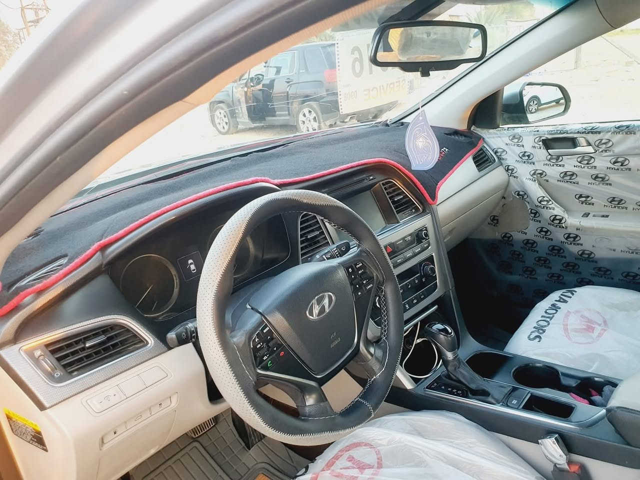 السلام عليكم 
بيع او مراوس 
130$
سوناتا 2016 رقم بغداد محرك 2400gdi
وارد امريكي بدون ضربه صور الحادث بالمنشور سرقه لايتات ودوسه 
مكينه جديده بعدها باليبل مالتها قبل 60 يوم شادها 
نواقص السياره جامه اماميه مفطوره +حداديه 70‎%‎
للاستفسار التواصل الاتصال 

مكان السياره الديوانيــة 
***********
