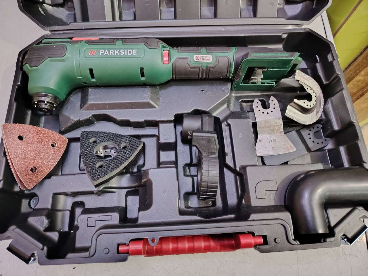 متوفر أدوات باركسايد شرط اخو الكارتون وشرط الفحص للاستفسار *********** العنوان بغداد تقاطع حي اور
