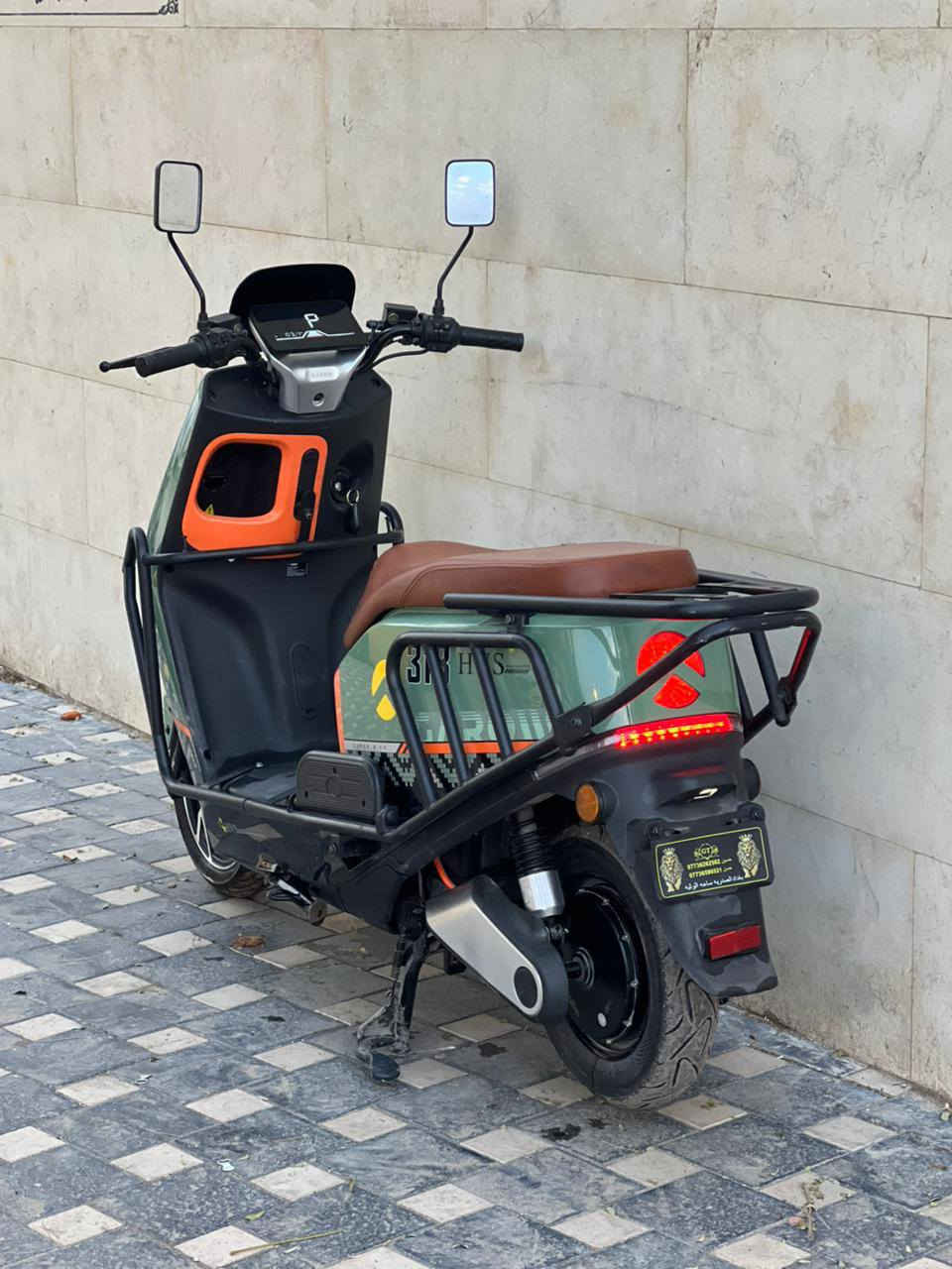 سلام عليكم شباب دراجه شحن للبيع نوع كارو دراجه عالميه استخدامها كلش قليل  دراجه تخبل والله مواصفات عالميه ومعروفه شركتها ومواصفاتها وصل المعرض موجود ابسمي دراجه ع فحص كامله مكمله من كل نواحي مواصفات

الموديل 2026
النوع كارو / GAROW
البطاريات 6 دبل نوع مسطره جرافيك 
التحويلات 1.2.3،4 
دبل إشاره 
اشاير رباعيه 
لايتات زنوزن
تشغيل عن بعد 
جهاز انذار السرقه 
مدرعه بل كامل360درجه 
لونها مميز كلش 
كشن سياحي  vib 
دكمه تفتح صندوق 
شاشه تاب تعرض الك كل عطل 
شاحنه اصليه تحتوي ع إيقاف ذاتي 
مري اصليه مال شركه 
بريكات دسكات دهن هدروليك 
اطارات جوبلس 
السرعه 80حقيقي 
 ملف بقدار 3600 ؤاط
اي استفسار اتصال

***********

مكاني بغداد
