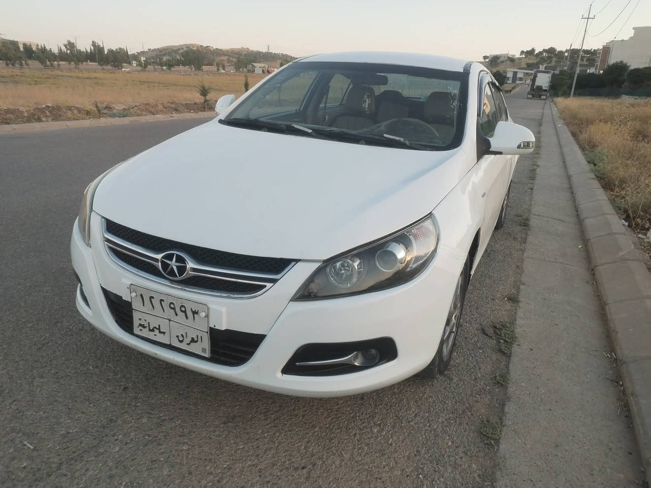 بەناوی خوای گەورە
جاک بۆفرۆشتن مەکینە زنجیر 
مۆدێل 2012
گێڕ مەکینە تەبریت تحویل
هەموگیانی بەشەرت 
سعر37گڵا قفڵ 
***********
***********
