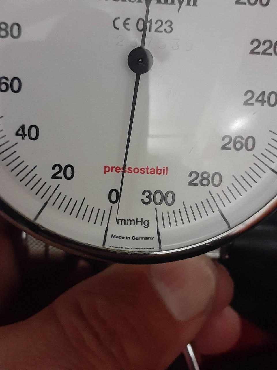 جهاز   ضغط   الماني   
لووك   غير  مستخدم 
السعر    ٧٥    الف


**إذا كنت صاحب هذا الإعلان وتريد حذفه لأي سبب، رجاءا أرسل رسالة إلى الدعم الفني**