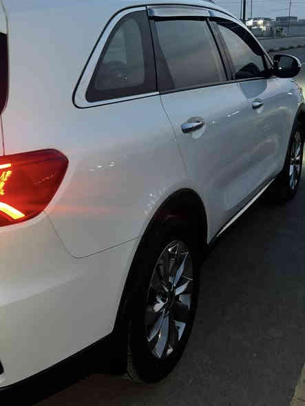 السلام عليكم للبيع او مراوس حسب القناعه سورنتو موديل ٢٠٢٠ ماشيه ٧٩ مكينه وكير عله وضع الشركه ناشر السونار مكفوله من صبغ وتبديل شاشه نفكيشن شاحن مكان السياره واسط الكوت مركز المدينه السعر النهائي ٢٧٠ للأستفسار ***********
