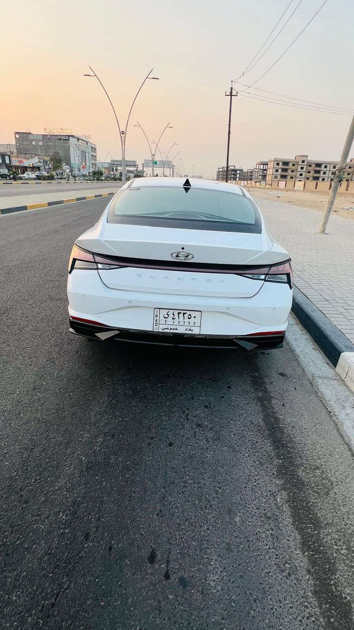 سلام عليكم لانتره موديل 23 اقصاد خليجي تبديل بنيد وعرضانيه بدون دواخل نضام اقصاد باقي سنتين وتصير حره 
السياره ماشيه 105 
البصره القبله 
مكينه 1600 
***********
