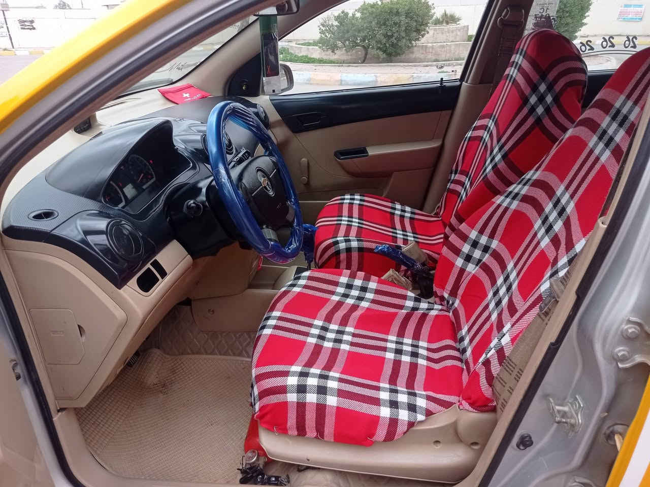 افيو للبيع فول جديد موديل 2009 كير اوتوماتيك
كير محرك ونجي اربع بستم مرغوب تبريت ثلج 
بدون اي نقص كلش حلوه سنویه لحد 2030 بسمنه شرط تحويل وكاله بطاقه بانزين بيها بدون حادث سياره حيل حلوه مال بيت و مال رزق سعر 55 مجال *********** عنوان كركوك
