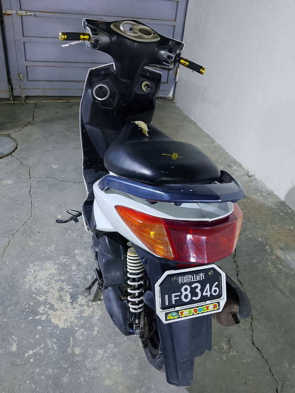 اسلام عليكم دراجه سكنز فحل للبيع
دراجه ما مفتوحة وما ناقصها شي  التواصل ***********
