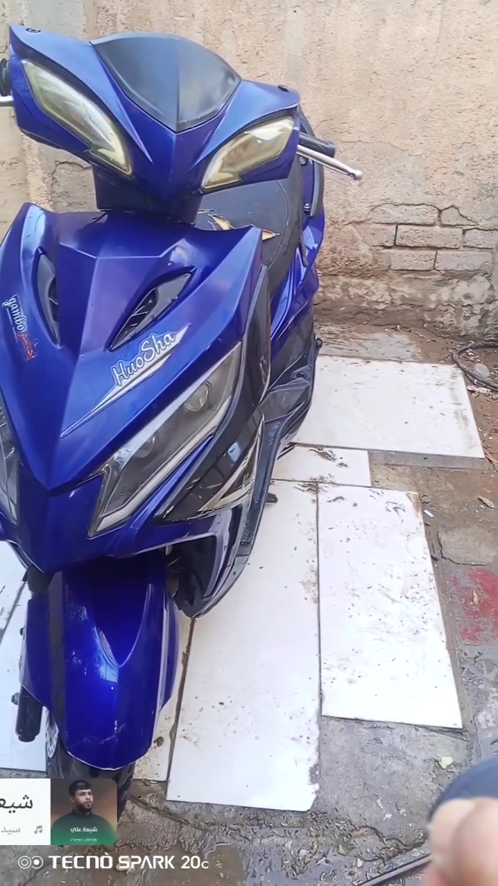 جامبو لبيع 600 كهربائيات شغله تحكم عن بعد بس عوزه هندر مكان مكرمه ***********
