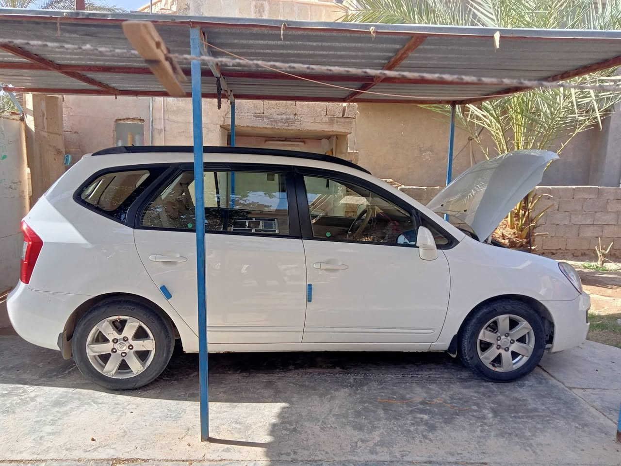 السلام عليكم:
اخوان سيارة للبيع: كيا -راندو2008

گير ومحرك مكفول

محرك 2400 امريكي

5راكب

رقم بغداد مشروع وطني 

السنوية ل28

بيها ضرر باب السايق وراشين الصفحة صبغ

السيارة جاهزة
زوج تايرات امامي  اليوم شديتهن 

السعر: بسبب الناس الماعندها شغل بس تكسر بحلال العالم

على الاتصال

***********.الشراي يتصل ويتدلل
