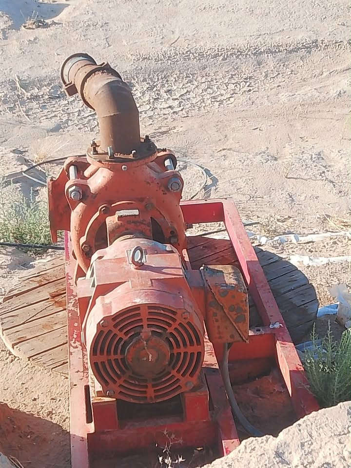 السلام عليكم ضاغطه للبيع 40 حصان 6X 6  دبـل بشـاره 👍 ضغط خير من الله للاستفسار الاتصال ***********
