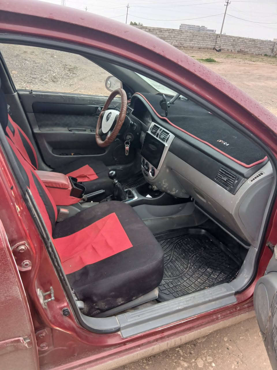 للبيع اوبترا ٢٠٠٤ صبغ عام بدون ضرار سعر ٥٢ بي مجال ***********
