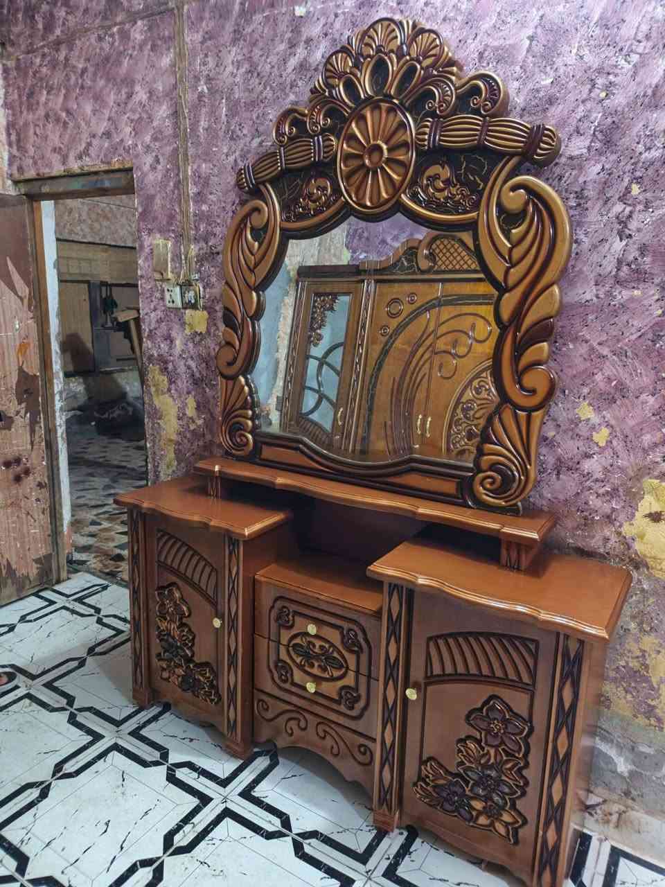 غرفة اخشاب ام السته نجاره تزكام جديده كلش نهايته 650 مكان ناصريه ***********
