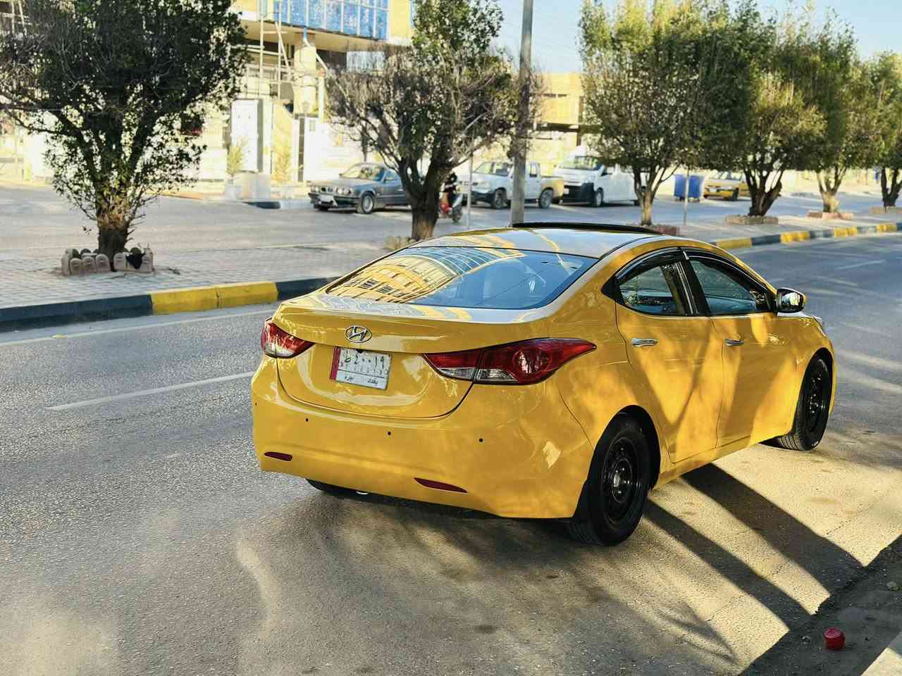 للبيع  هونداي النتره وارد خليجي السعر 93 الاستفسار  *********** مديل 2015 حادث بجم  والباقي مكفول مكينه 1800 دوش مكفوله كير مكفول حداده جديده تبريد شغال موصفات فول واحد عله واحد فتحه سقف تدفئة كشنات تحكم كسن تحكم استيرن شاشه جبيره كامره دواره مري شفط تحكم مري فول الاخير رقم بغداد مداور ثاني يوم مكاني كربلاء المقدسه
