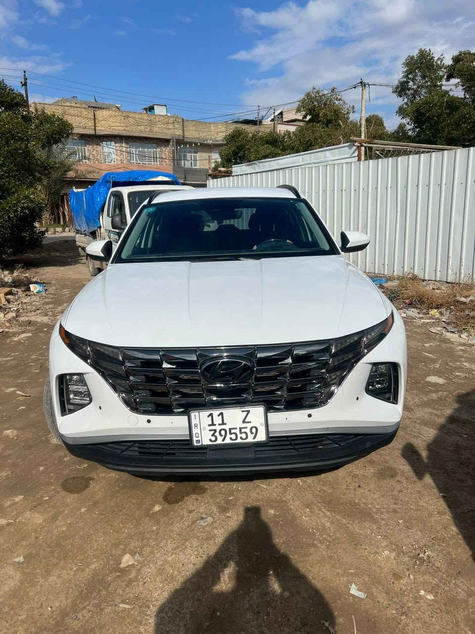 السلام عليكم 
سيارة توسان موديل 2024 ماشيه 41 سياره مكفوله عده صور الحادث سياره مبدل  بيها بنيد ودعاميه وسياره مبيها صبغ والسعر 220 هاي صورتها بالحادث وبعده 
رقم الهاتف ، ***********
