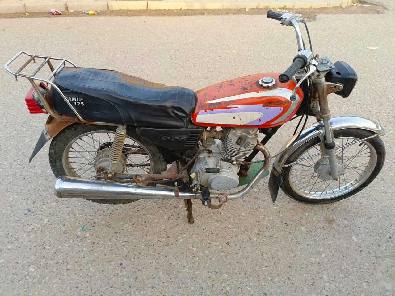 السلام عليكم مكلف بالنشر للبيع دراجة نامة أوراق السعر 600 الف عنوان العمارة للاستفسار الاتصال على الرقم ***********
