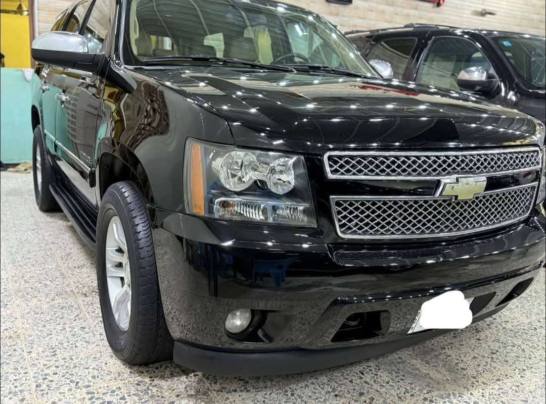 تاهو موديل ١٣ فول مواصفات LTZ وارد خليجي بيه كم قطعه صبغ بدون ضربه السعر ٢٥٠ وبيه مجال او مراوس بتاهو أحدث مكان السياره ميسان رقم الهاتف ***********
