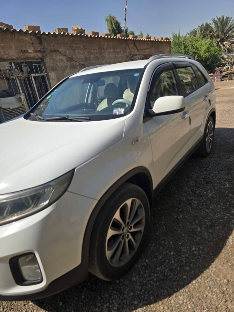 سلآم عليكم للبيع سورنتو خليجي موديل 2014 مكفوله كفاله عامه رقم سليمانيه السياره بدون موصفات   تريد تحويل تريد وكاله ماشيه 120 حقيقي ادك جرس السعر 165 وبيها مجال حك الجيه مكاني واسط العزيزيه قرب معمل طحين العزيزيه او محطة الراضي هاتف ***********
