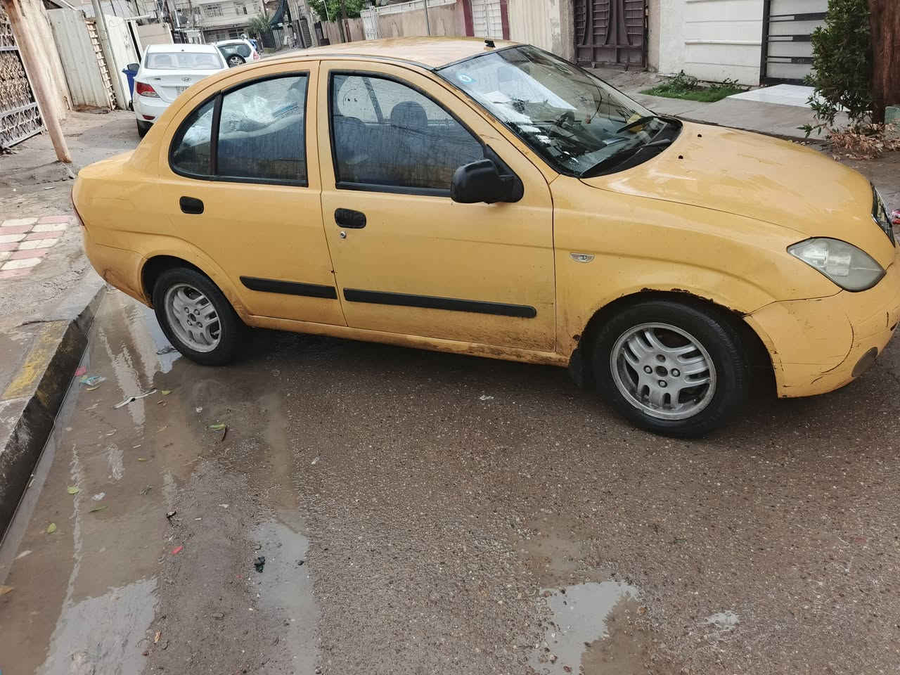 السلام عليكم طيبه للبيع 2016 تدفئه تبريد كله شغال
السياره بسمي  مصفره هيئه وغرامات. رقم بغداد
السعر 35 وبيها مجال الله شاهد متوازي عله بيعتها
***********
