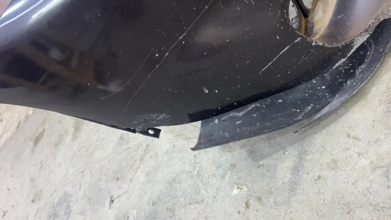 للبيع دعامية جارجر 2014 SRT بيه كسر بسيط لون فيلي سعر مناسب
***********
