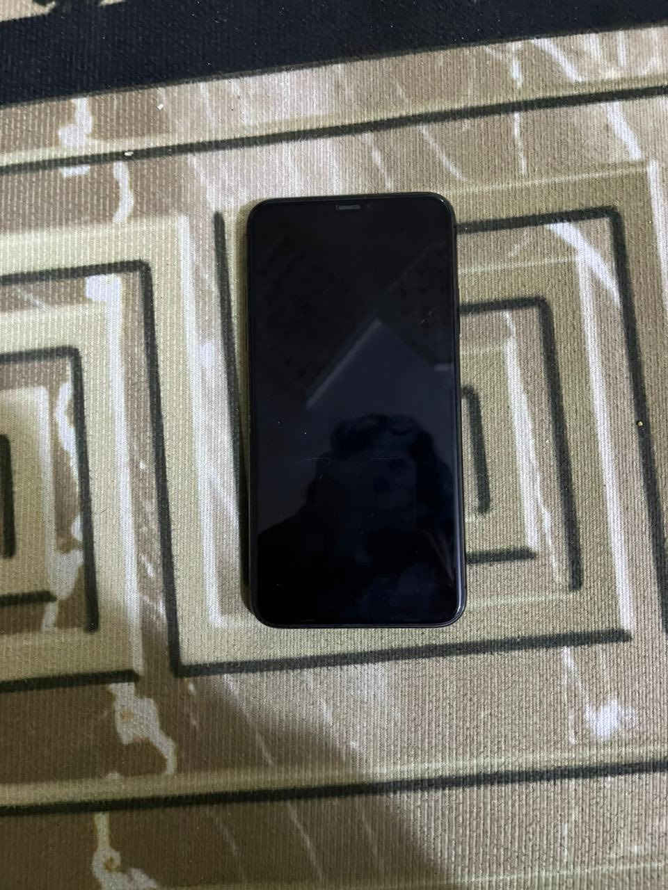 سلام عليكم جهاز ١١ برماكس وتر برو جهاز شراق اوسط بطاريه ٧٥جهاز انضف من صور ***********
