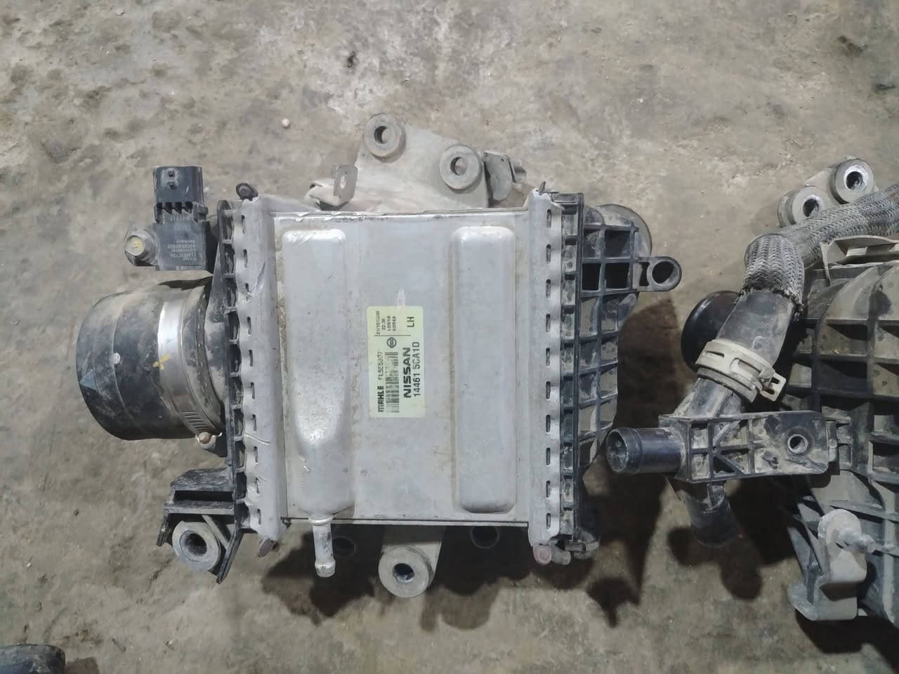 سلام عليكم أغراض انفنتي Q50 الله يشهد بجيس سياره ماشيه 20الف استفسار ***********
