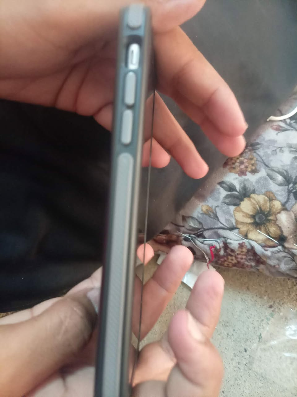 📱 ايفون X عادي
💾 الذاكرة: ٦٤G

🔋 البطارية: 78٪؜ اصليه مامبدله

جهاز نومان كلشي مابدل 

✅ الجهاز شغال بالكامل

✅ تك سيم شغال طبيعي

✅ الكامرات شغالة وتصويرها حيل حلو

✅ الصوت واضح

✅ الهزازات شغالة طبيعي

🤍لون مميز 

📌 الكلاس مفطور فطر خفيف وما مأثر على الاستخدام

💰 السعر: 135الفً او مروس بايفون

📍 

📞 التواصل: خاص


**إذا كنت صاحب هذا الإعلان وتريد حذفه لأي سبب، رجاءا أرسل رسالة إلى الدعم الفني**