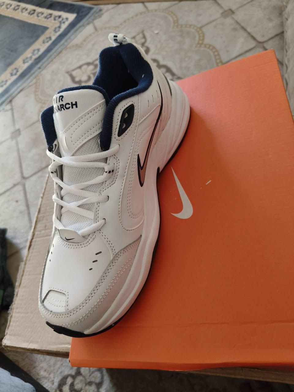 صنع فيتنام قياس 42.5 
25الف


**إذا كنت صاحب هذا الإعلان وتريد حذفه لأي سبب، رجاءا أرسل رسالة إلى الدعم الفني**