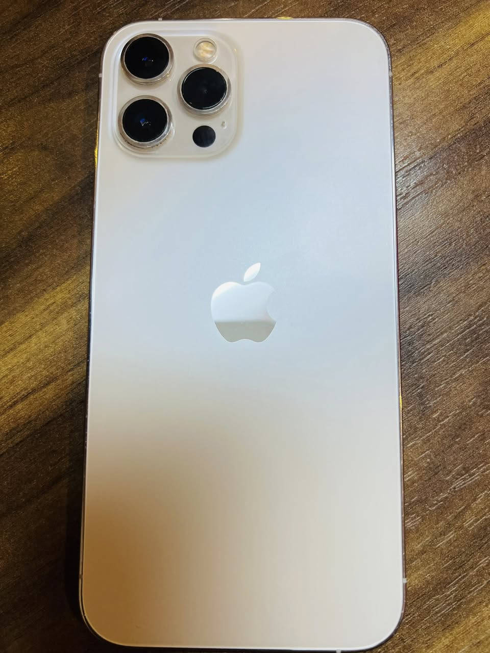 السلام عليكم أيفون برو ماكس 12 الذاكرة 256 البطارية 82 النظافة 100/100 السعر 550 الف للاتصال على الرقم ***********
