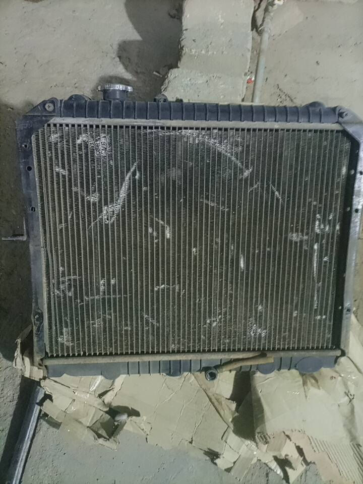 راديترات كيا بنكوا تفصيخ حاويه السعر 40 الف الاتصال ***********
