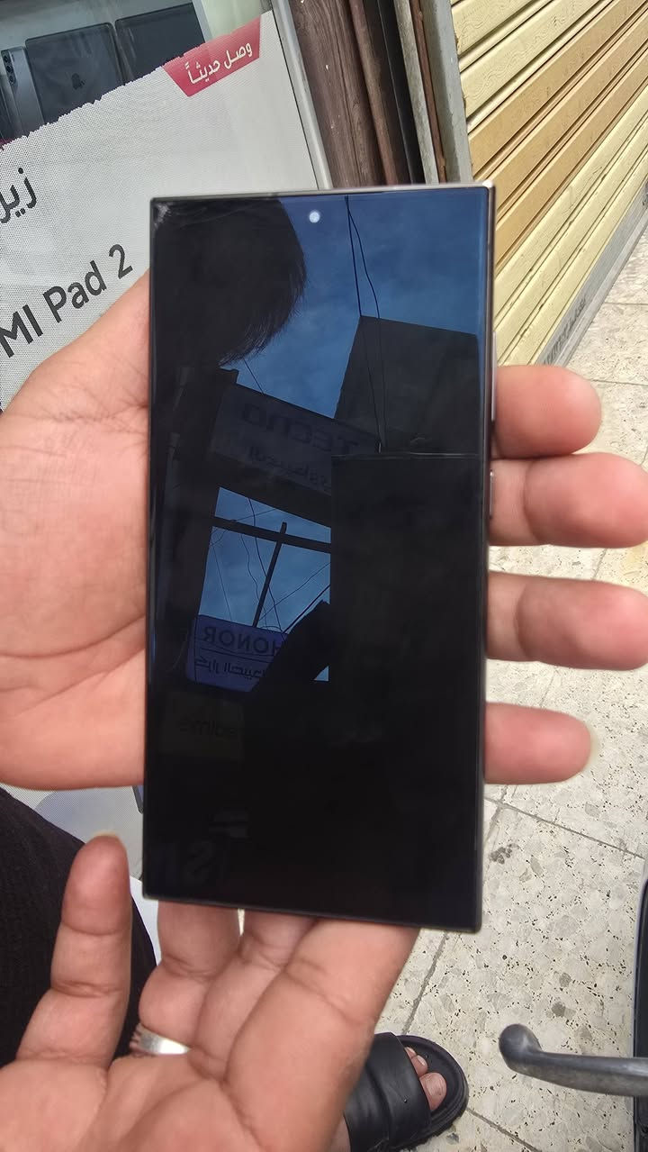 سلام عليكم لترا 24
سلام عليكم لترا 24
مال بيت نضافه فول كدام عينك
لون رصاصي 
نضيف فقط طرف شاشه مفطوره ما ايثر ابددد 
شرق اوسط 
مكان شعله 
رقم  ***********
