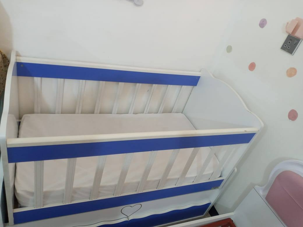 اسره للبيع هن ودواشكهن ب١٥٠ وبيهن مجال


**إذا كنت صاحب هذا الإعلان وتريد حذفه لأي سبب، رجاءا أرسل رسالة إلى الدعم الفني**