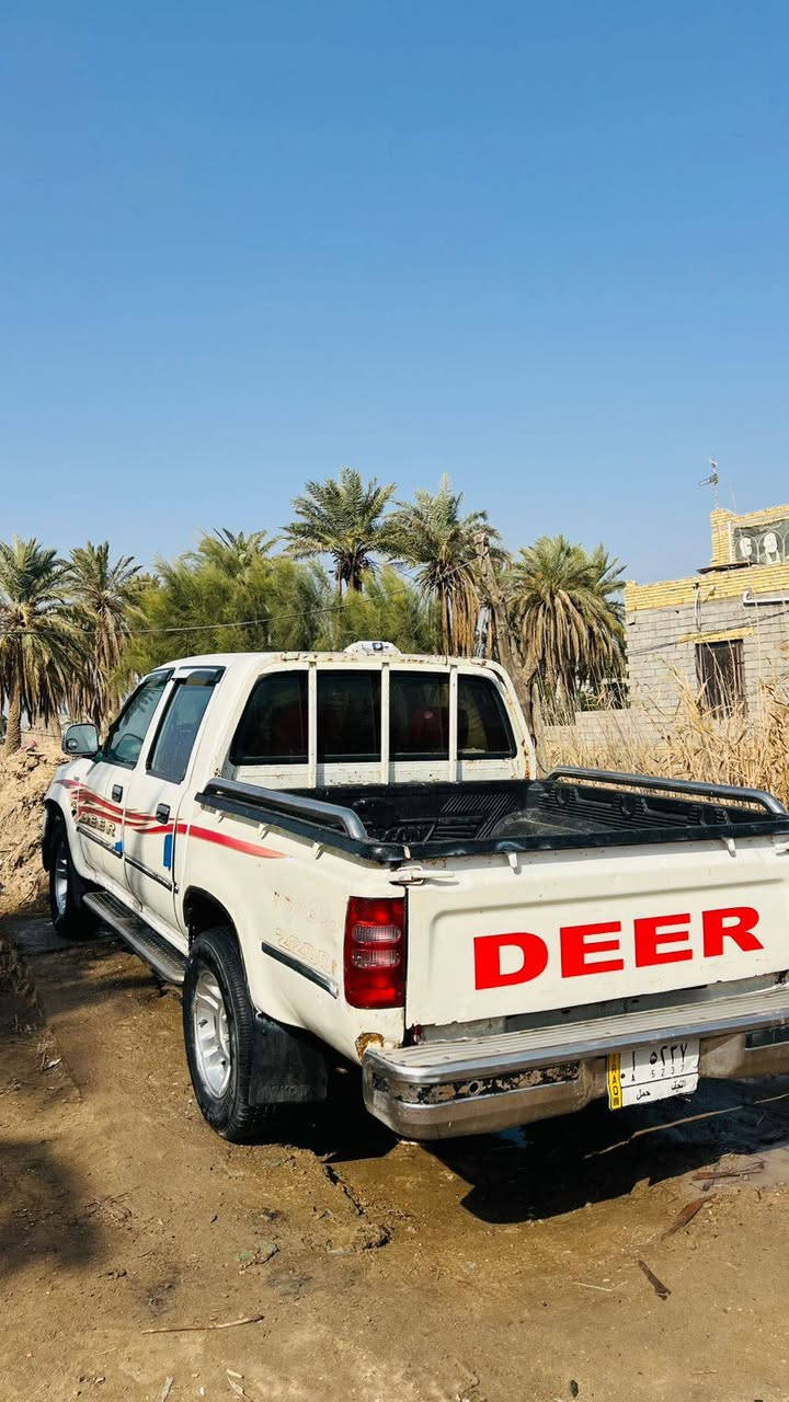 السلام عليكم دير موديل 2008 مكفولة من العيب الشرعي رقم نجف مشروع وطني سنويه  مجدد 28 مداور ثاني يوم  السعر 40 وبيها مجال قليل  العنوان الناصريه قضاء سيد دخيل  ***********
