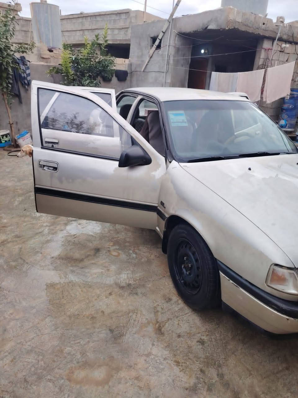 سلام عليكم. سيارة اوبل فكترا للبيع موديل 91 محرك ١٨ سيارة جاهز ونضيف كير محرك شرط للاستفسار ٠٧٨٠ ٥٦٤٣٧٩٦ كركوك ياجي
