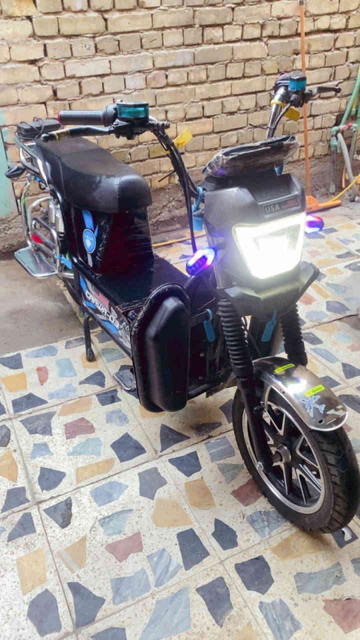 دراجة شحن للبيع  العنوان الورفلي***********
