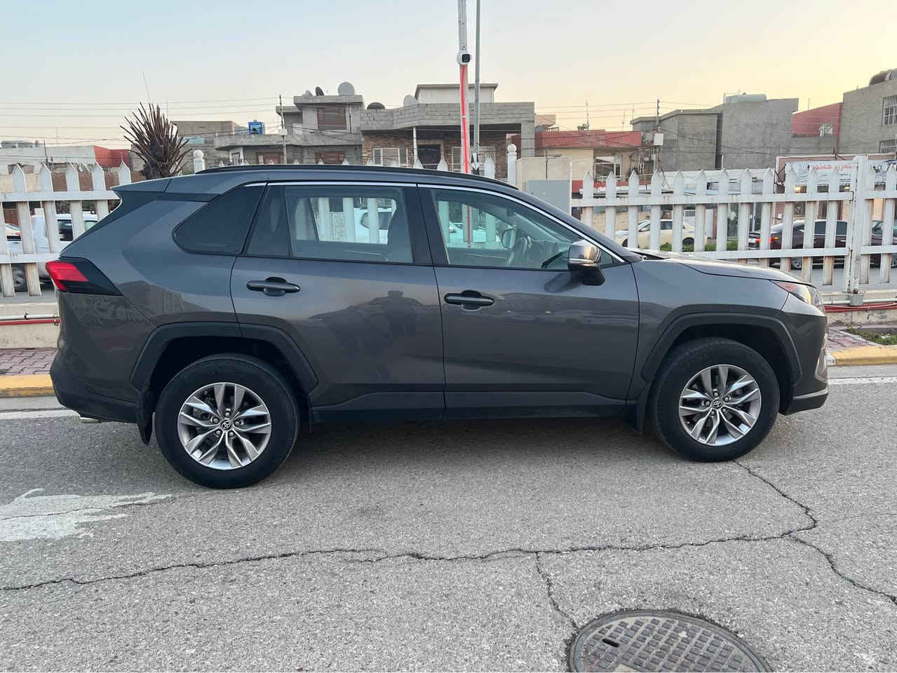 السلام عليكم راف فور موديل 2021

بجم كبس وايرباك كله سليمه 

ماشية 90km

2 قطعة صبغ صندوق وجاملغ خلفي

رقم وسنوية جديد 

مواصفات LE 

محرك وكير بشرط 

السعر 185

مكان سيارة سليمانية 

للاتصال *********** السليمانية, العراق
