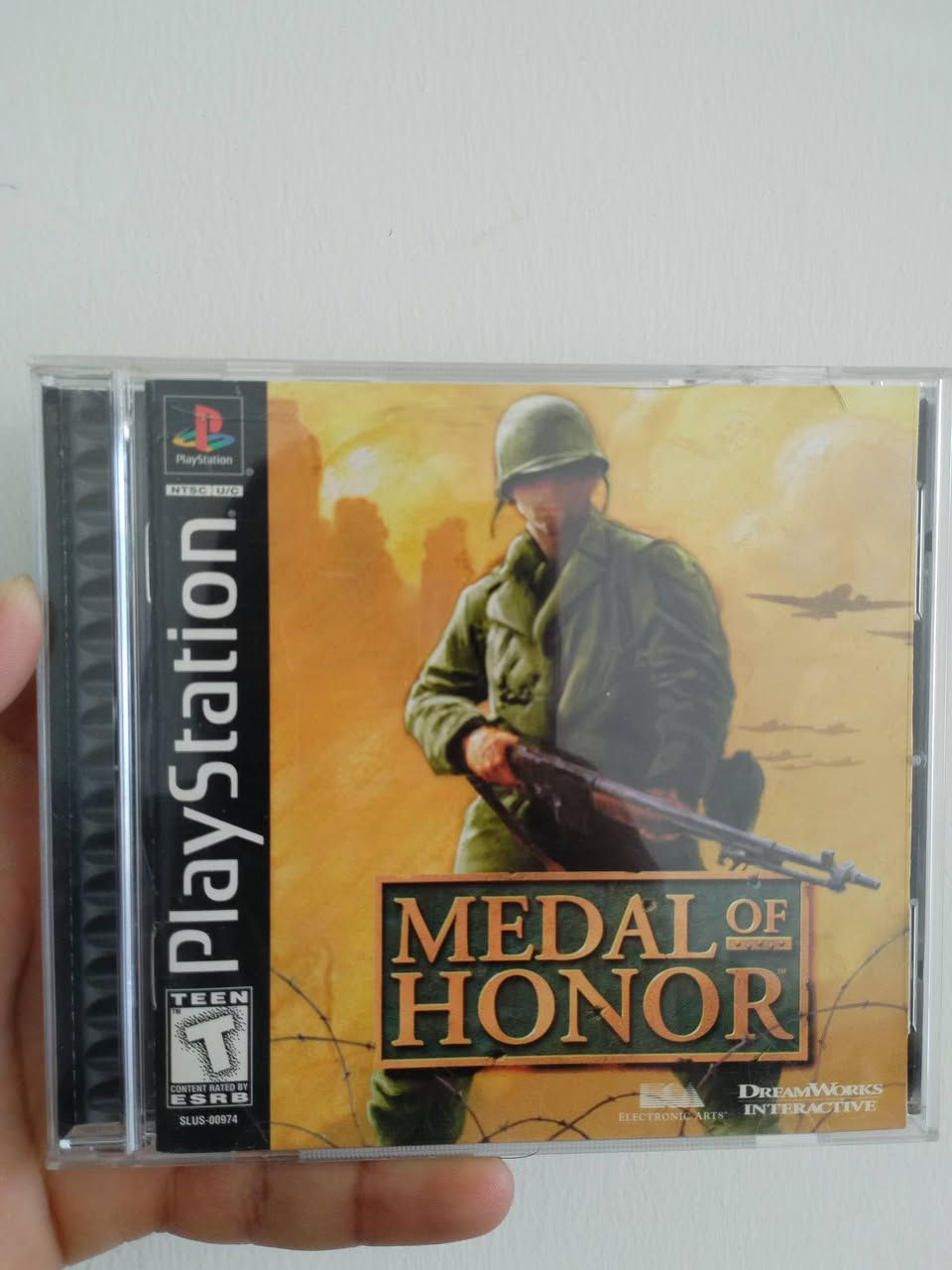 45........................................... Medal Of Honor (u/c)
45................. Medal Of Honor underground(u/c)
25.................................................. Resident Evil 1 (j)
25...........................................….....Resident Evil 2(J) 
25 ................................(J) Resident Evil 3 Nemesis
الاقراص نظيفة جدا عدا النمسس بي بعض الخدوش


**إذا كنت صاحب هذا الإعلان وتريد حذفه لأي سبب، رجاءا أرسل رسالة إلى الدعم الفني**