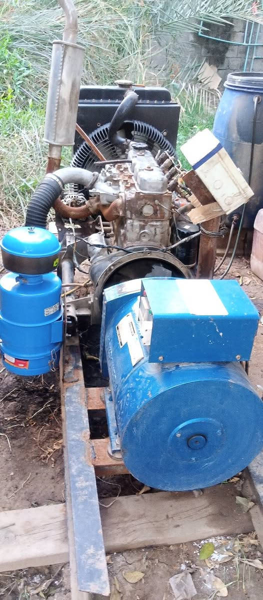 السلام عليكم مولد للبيع شغال ونظيف راس التوليد 15 كيف مستخدم سنه واحده ***********
