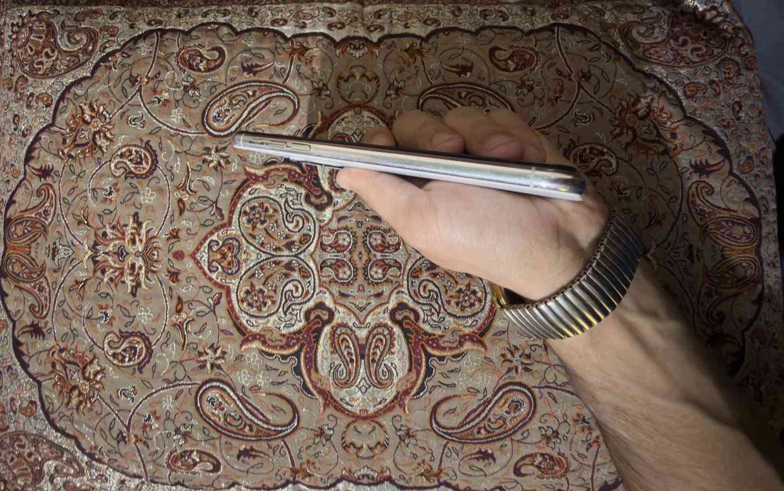 آيفونات البيع …….!!

إيفون 11 برو ماكس لون أبيض مميز ذاكره 256 بطاريه 88 الجهاز زلغ واحد مابي كل مكفول نظافة الجهاز 💯 زلغ واحد مابي الجهاز فقط فطر بالكلاسه مو بالشاشه والجهاز ع فحص وين متريد تفحص سعر الجهاز 275 وبي مجال بسيط كلش العنوان بغداد المنصور 

 رقم تلفون *********** وموجود ع خاص
