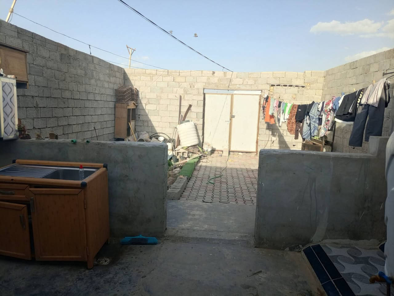 بيع مستعجل  بيع مستعجل  بيع مستعجل                  لغرظ العلاجه يجافيكم الشر شراي اتصل ،                                         السلام عليكم شباب عندي بيت تجاوز ب 28 يصير نهاية شارع ابو سمير صاير بظهر الشارع العام  مساحته 160متر البيت بي غرفتين وحمام تواليت الصاله عوز بس ظلع واحد وباب وشباج وهاي الصور اخي قريت المنشور وهاي الصور هم شراي خابرني مو شراي لاتخابر وتعبني وتعب نفسك
متوازي على بيع مالته 
السعر من الاخير 7مليون نقد عجبك السعر خابرني اخوي وتاج راسي ،، بيع مستعجل
بيع مستعجل  بيع مستعجل  بيع مستعجل                  لغرظ العلاجه يجافيكم الشر شراي اتصل ،                                         السلام عليكم شباب عندي بيت تجاوز ب 28 يصير نهاية شارع ابو سمير صاير بظهر الشارع العام  مساحته 160متر البيت بي غرفتين وحمام تواليت الصاله عوز بس ظلع واحد وباب وشباج وهاي الصور اخي قريت المنشور وهاي الصور هم شراي خابرني مو شراي لاتخابر وتعبني وتعب نفسك 
***********
