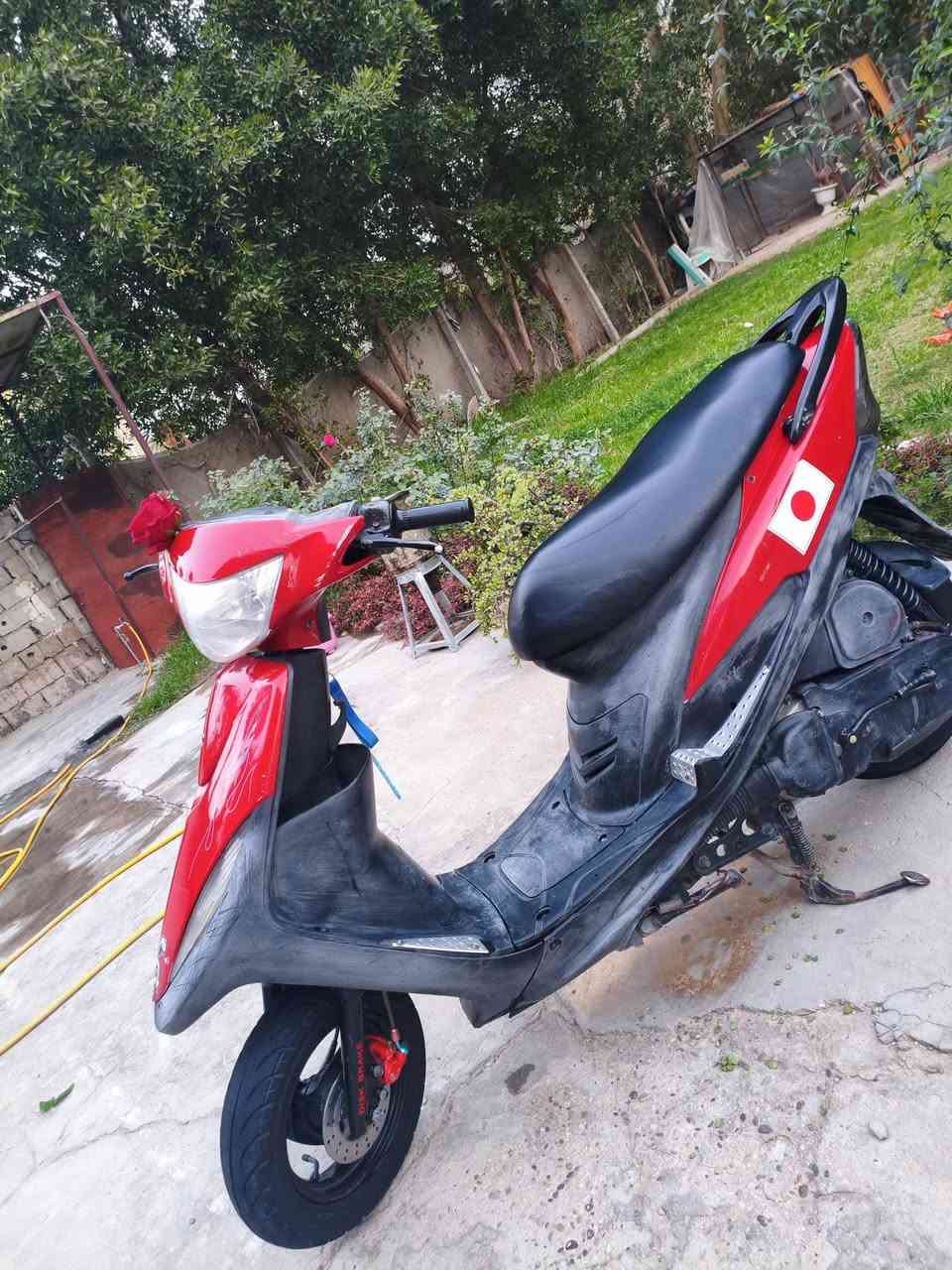 سلام عليكم ماكس عدلة للبيع مكينة 49بلاد مامفتوح زوج تأيرات جدد كفرات بلادية ختم واحد وي المكينة كلجات WFرياضي سلف شغال اشاير شغالة هورن شغال كلوب زنون ثلجي (الدراجة صارلهة 3تشهور نازلة من الرمبة ) سعرهة 750 وبيهة مجال للطيبين رقمي (***********)بابل حي الجزائر
