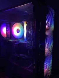 تجميعه للبيع استخدام كلش قليل  المواصفات4070s المعالج i5 13 رامات 16 3...