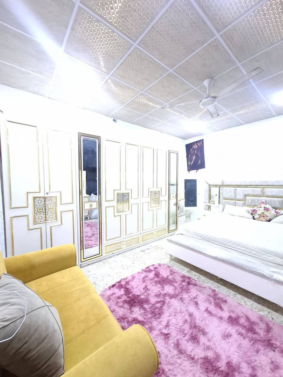 بيت بزراعي سكك قرب اسواق المصطفى📍

  وحسينه الكوثر  ٨٠ متر  ماء مجاري منطقه مكتمله من الخدمات  ✨
 يبعد عن الشارع العام ٥٠  متر 

غرفه عدد(٢)
صاله 
مطبخ 
صحيات 

السعر ٢٢ مليون وبي مجال بسيط 

📞 للاستفسار والتواصل: يمكنكم المراسلة عبر الخاص، أو الاتصال/واتساب على الأرقام التالية: 👤 أستاذ حسين: *********** 👤 أستاذ مثنى: ***********

📍 عنوان المكتب: نزلة الجسر - من جهة الجربوعية - مقابل مجمع صادق آل مطشر. ✨ مستعدون لعرض كافة عقاراتكم وتسويقها بأفضل صورة.
