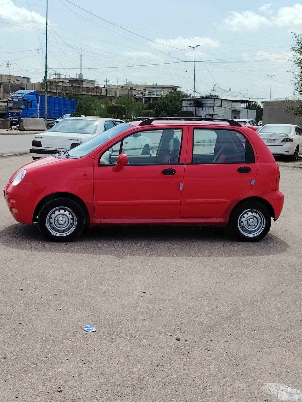 سلام عليكم 
للبيع كيو كير اوتو موديل 2013 
سياره جديده السعر 29 ورقة مكان بغداد 
تحويل مباشر سنويه جديده رقم جديد مشروع وطني سياره مكفولة من ضربة من كلشي مكينة كير مكفولات تخم تاير باتري كلة جديد تبريد شغال 
***********
